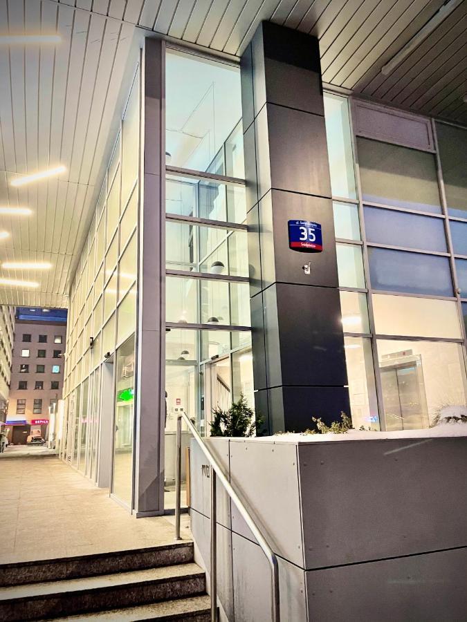 Super Apartament Blue Scisle Centrum Dwie Linie Metra Netflix Wifi 300 Mbs Panorama Miasta وارسو المظهر الخارجي الصورة