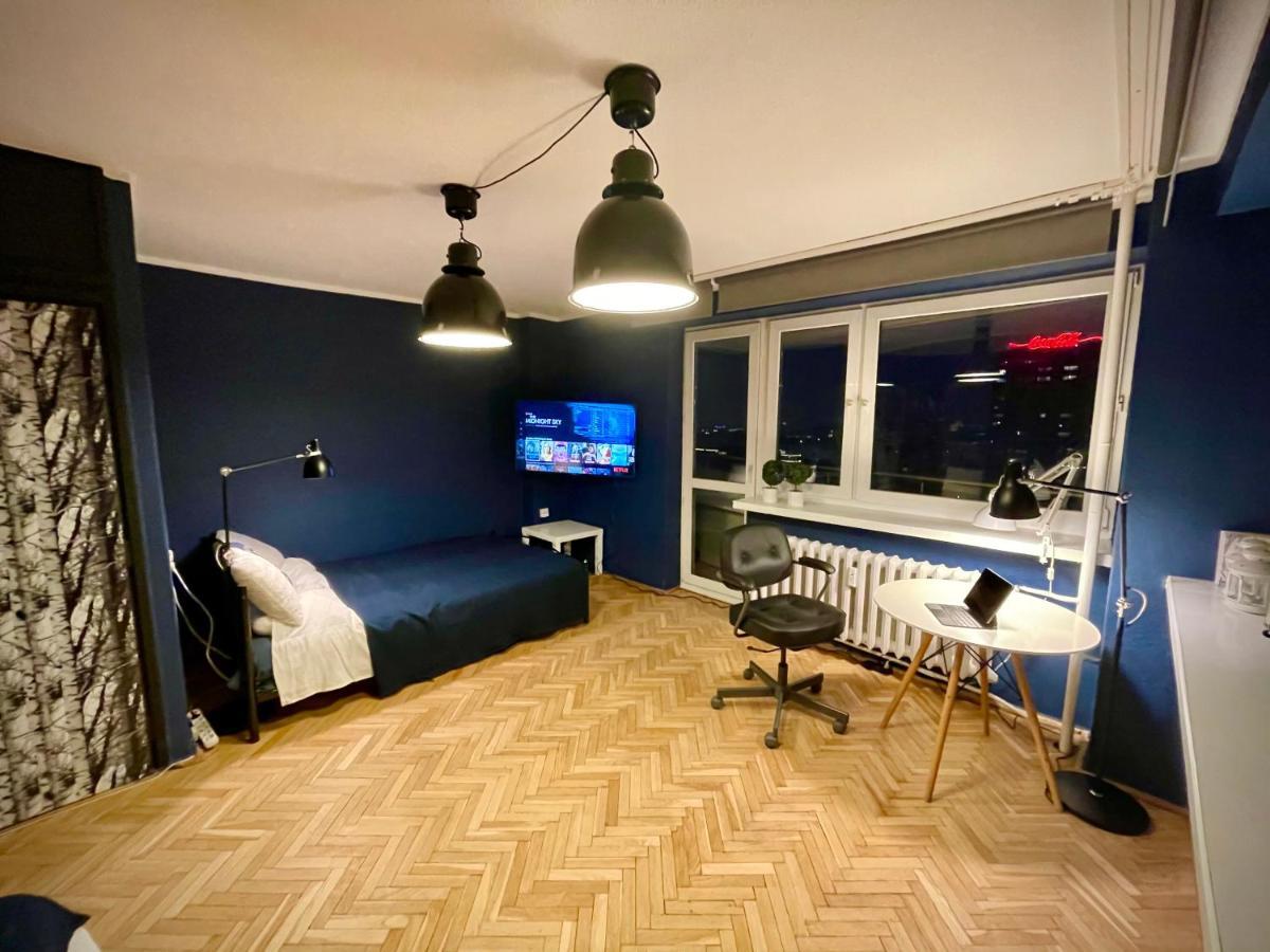 Super Apartament Blue Scisle Centrum Dwie Linie Metra Netflix Wifi 300 Mbs Panorama Miasta وارسو المظهر الخارجي الصورة